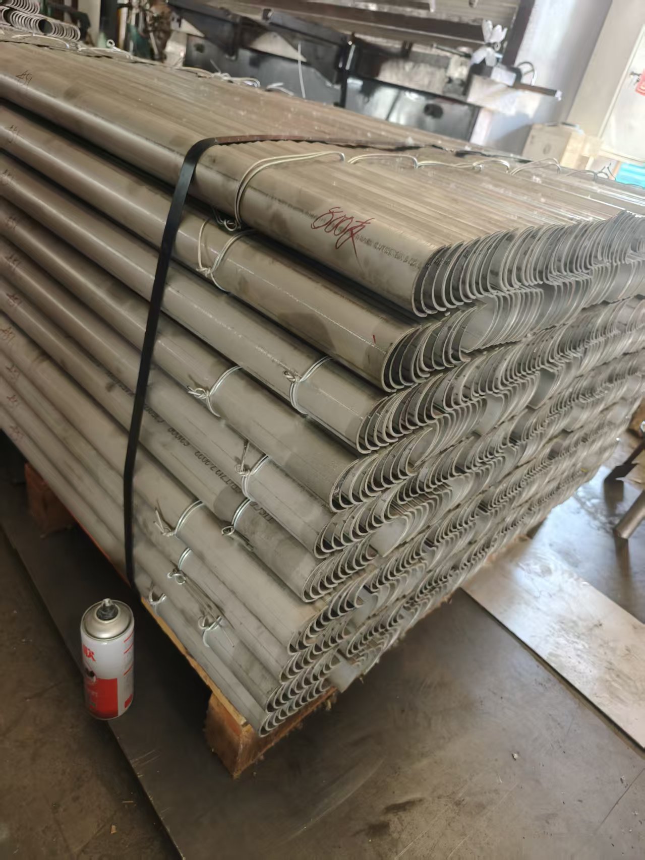 316L不锈钢防磨瓦